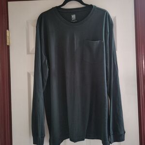 Green Longsleeve Pocket Tee Size XL